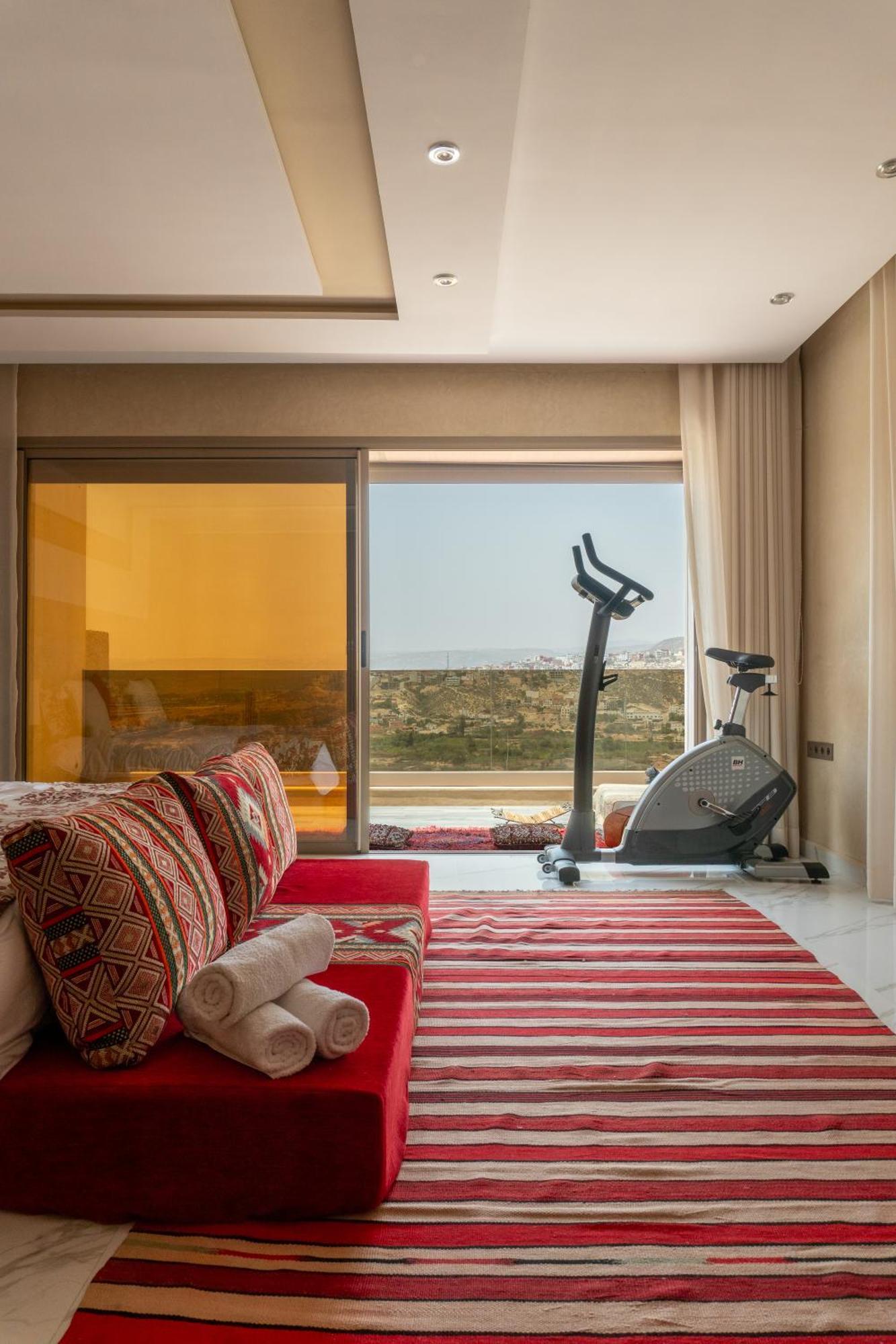 بيت شباب Tayyurt Surf Camp Tamraght Aourir Imi Mikki المظهر الخارجي الصورة