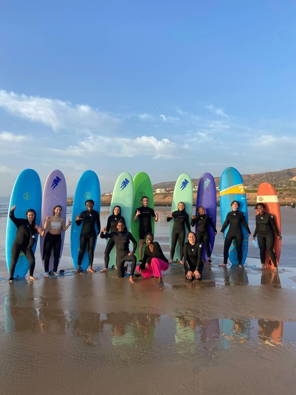 بيت شباب Tayyurt Surf Camp Tamraght Aourir Imi Mikki المظهر الخارجي الصورة