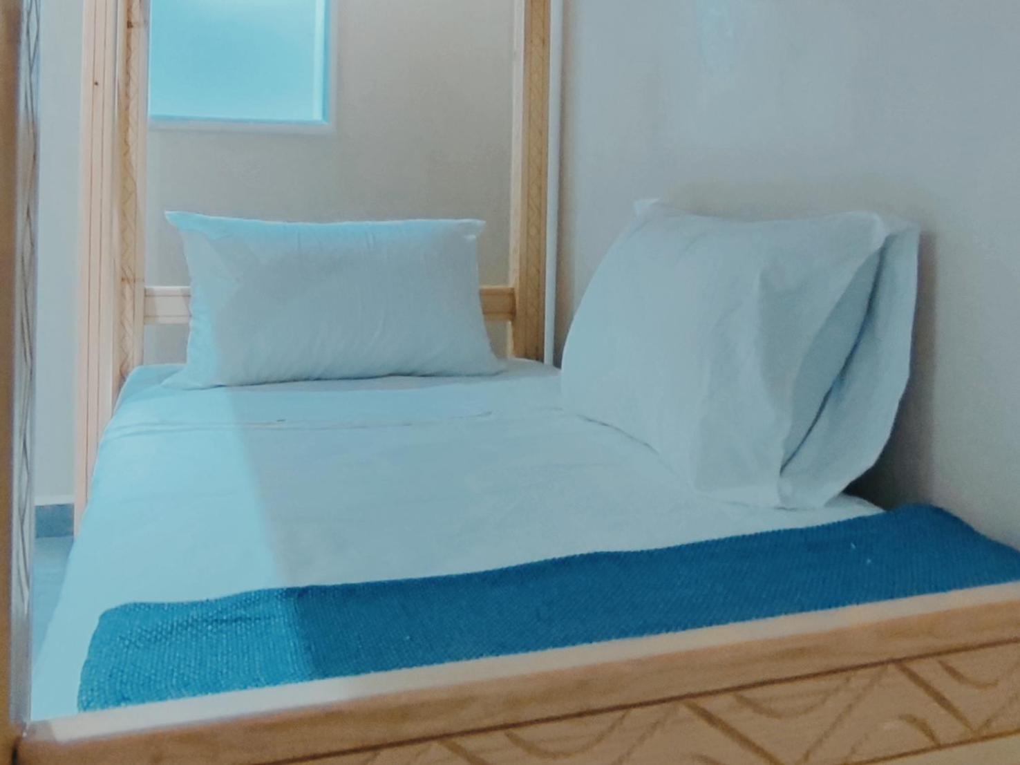 بيت شباب Tayyurt Surf Camp Tamraght Aourir Imi Mikki الغرفة الصورة